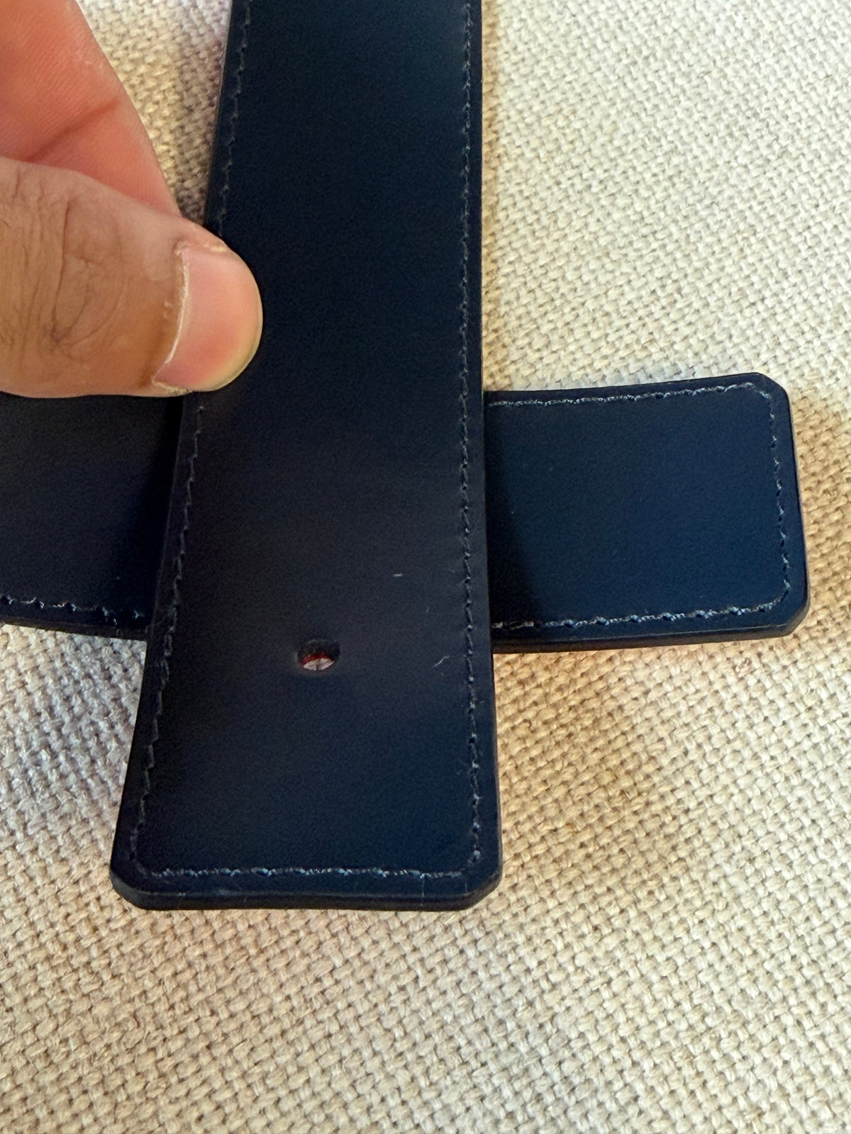Louis Vuitton LV Initiales – Cintura reversibile rossa e blu navy