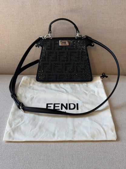 Fendi Peekaboo ISeeU Petite – Borsa nera con cristalli