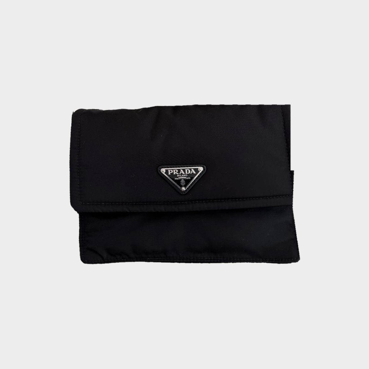 Prada Traveller Small – Borsa a tracolla in Re-Nylon nero