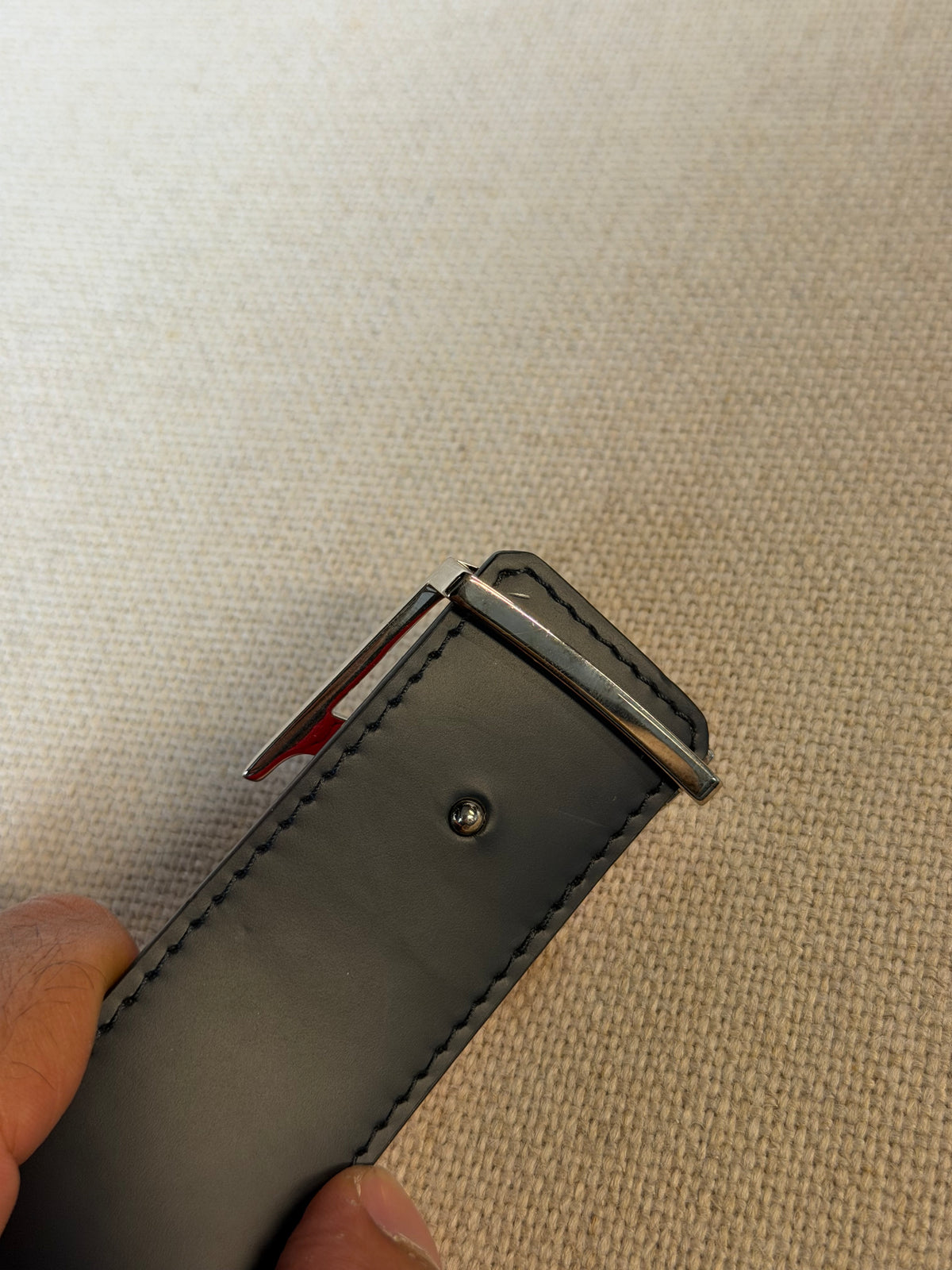 Louis Vuitton LV Initiales – Cintura reversibile rossa e blu navy