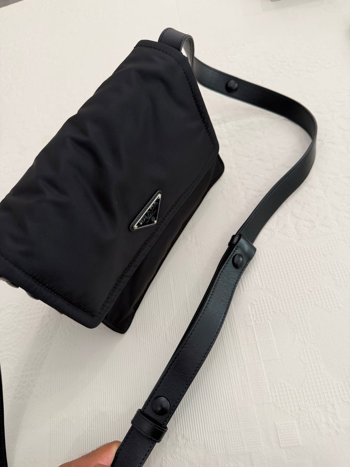 Prada Traveller Small – Borsa a tracolla in Re-Nylon nero