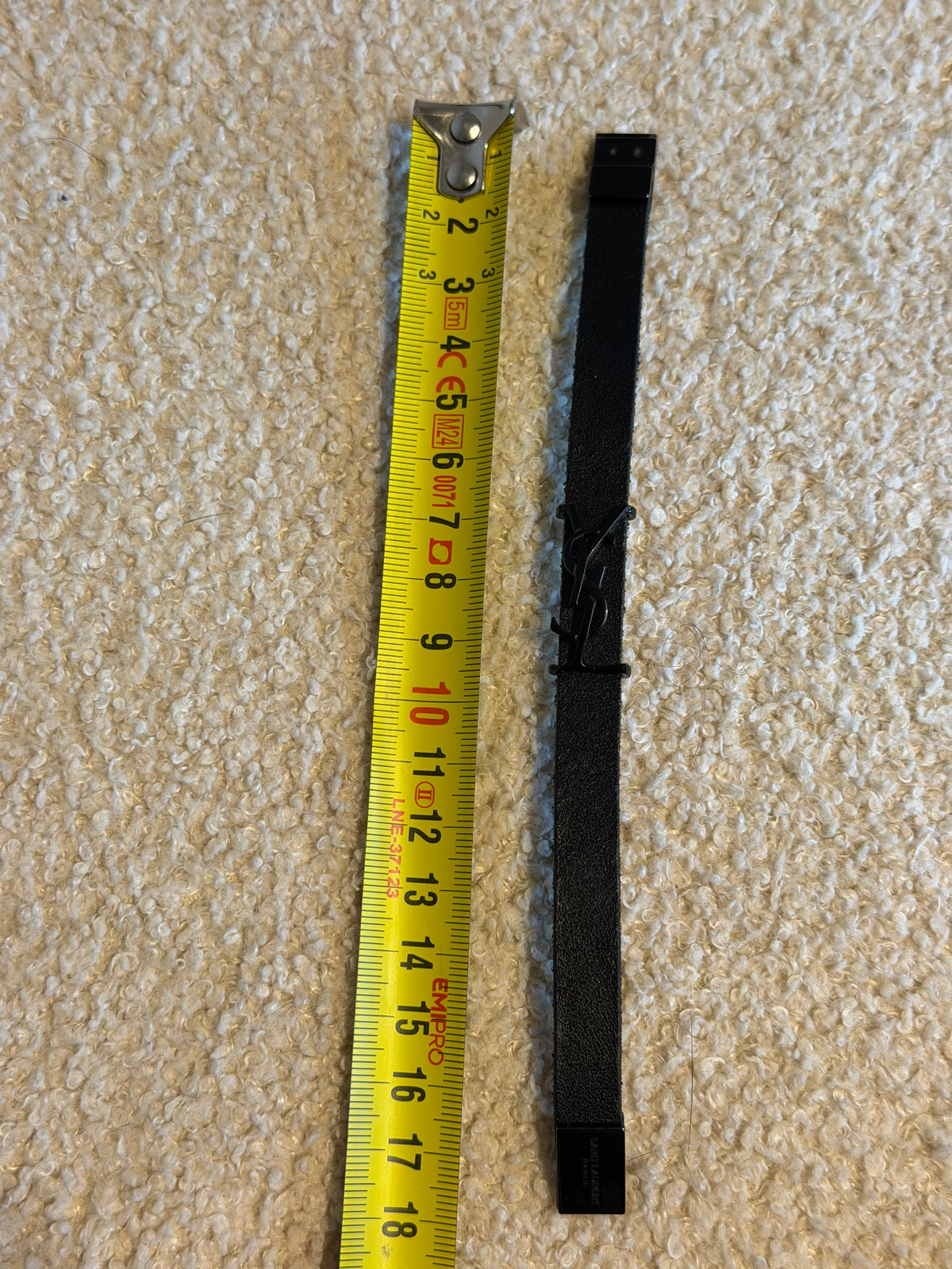 Saint Laurent – Bracciale in pelle nera