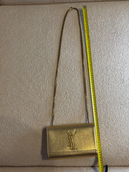 Saint Laurent Kate – Borsa a tracolla dorata con catena