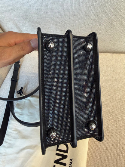 Fendi Peekaboo ISeeU Petite – Borsa nera con cristalli