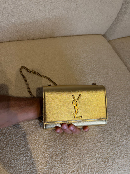 Saint Laurent Kate – Borsa a tracolla dorata con catena