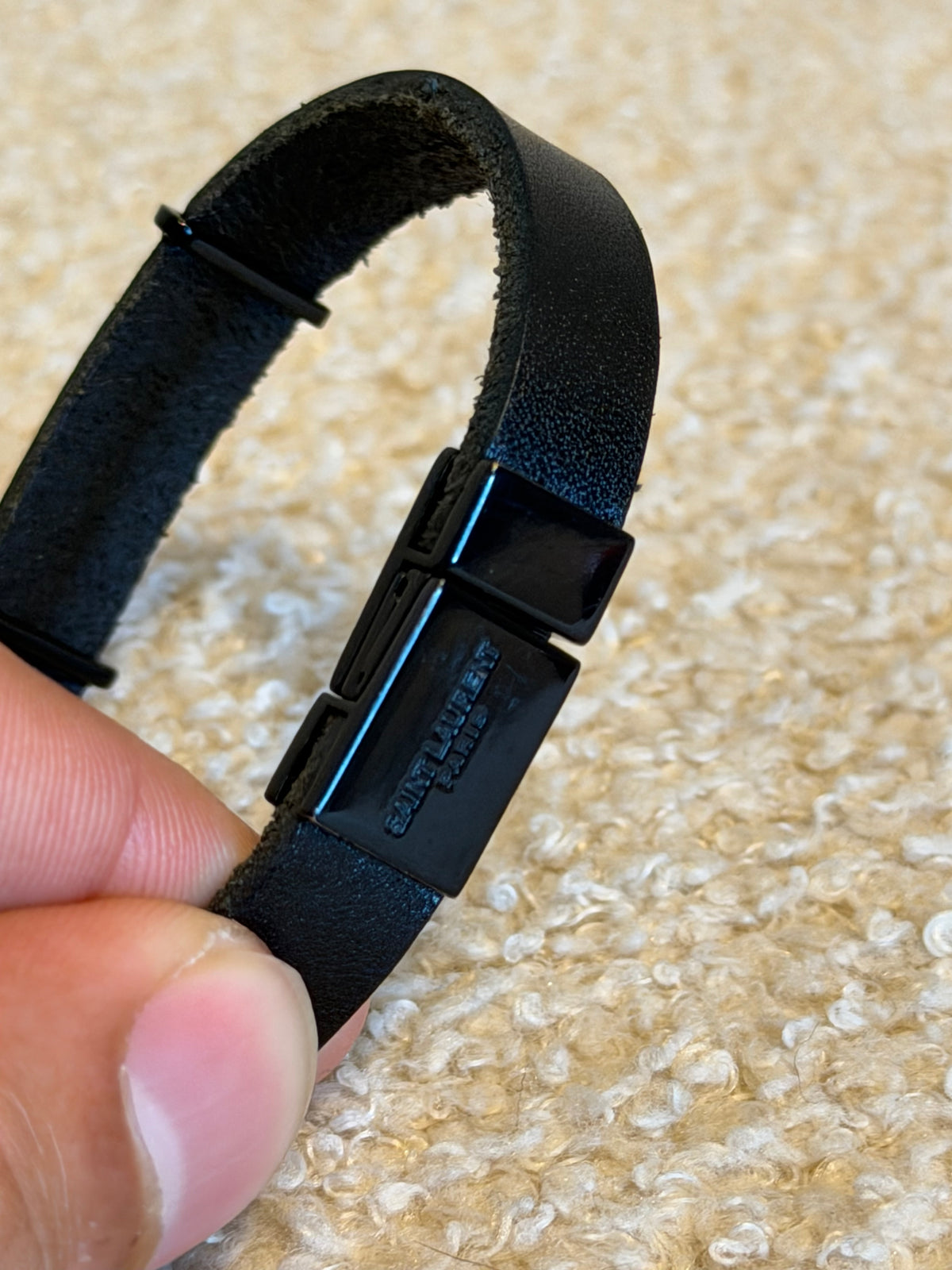 Saint Laurent – Bracciale in pelle nera