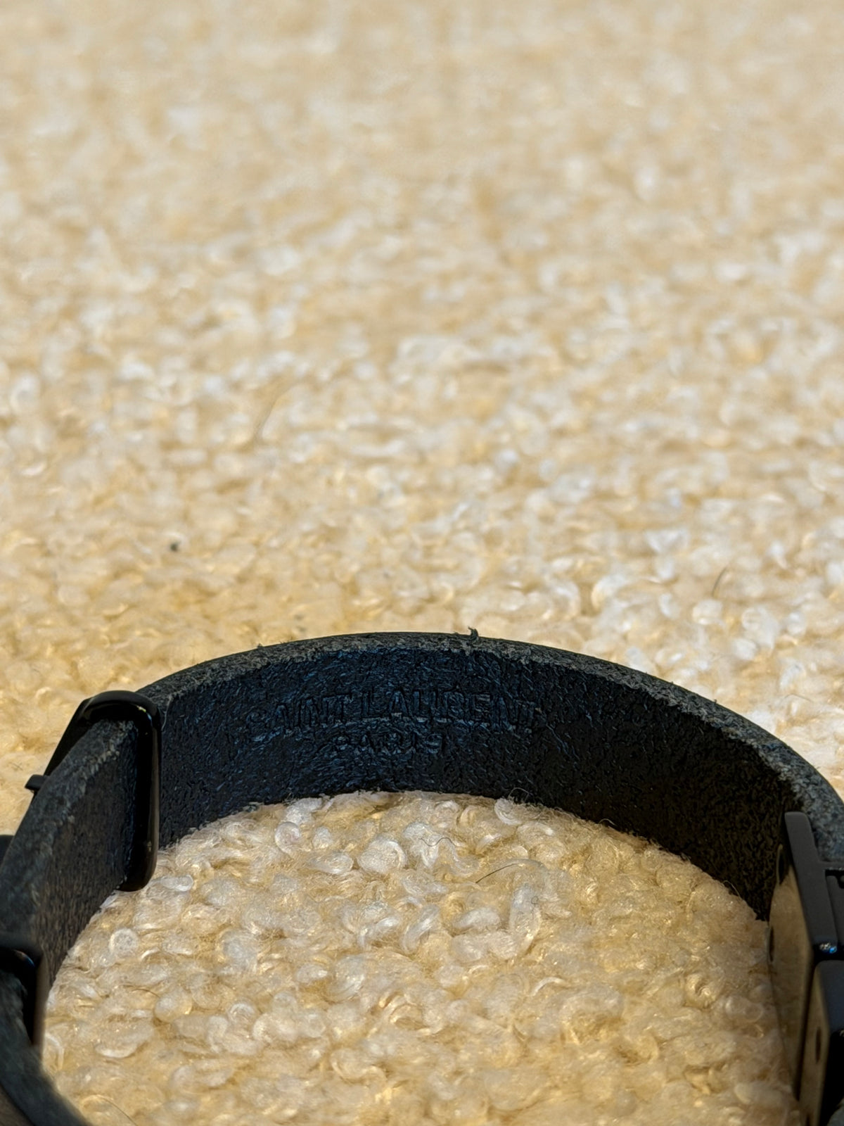 Saint Laurent – Bracciale in pelle nera