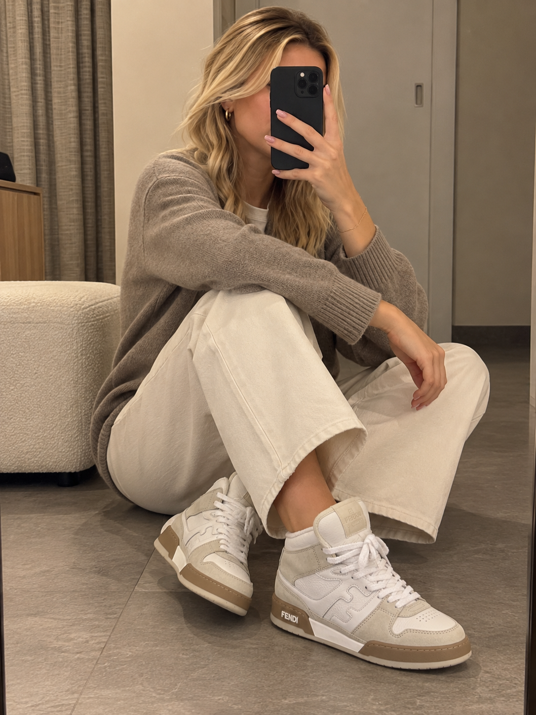 Fendi – Sneakers in pelle e suede panna e beige