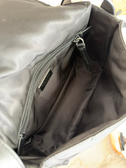 Prada Traveller Small – Borsa a tracolla in Re-Nylon nero