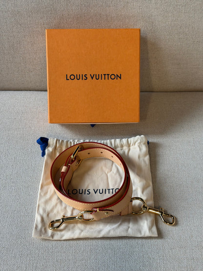 Louis Vuitton – Tracolla regolabile in vacchetta naturale
