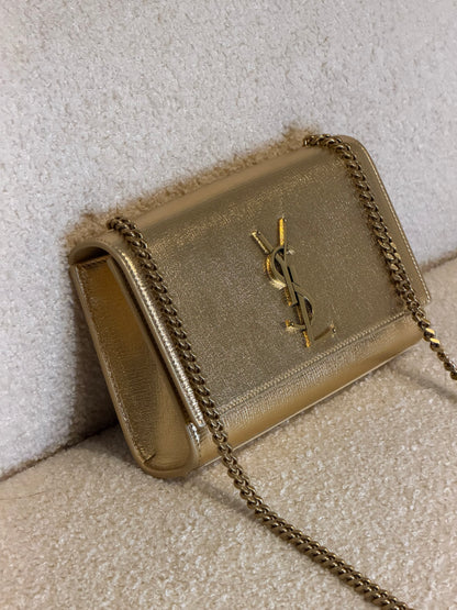 Saint Laurent Kate – Borsa a tracolla dorata con catena