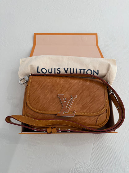 Louis Vuitton Buci – Borsa a tracolla in pelle Epi cognac