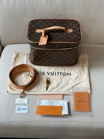 Louis Vuitton Nice – Beauty case in tela Monogram