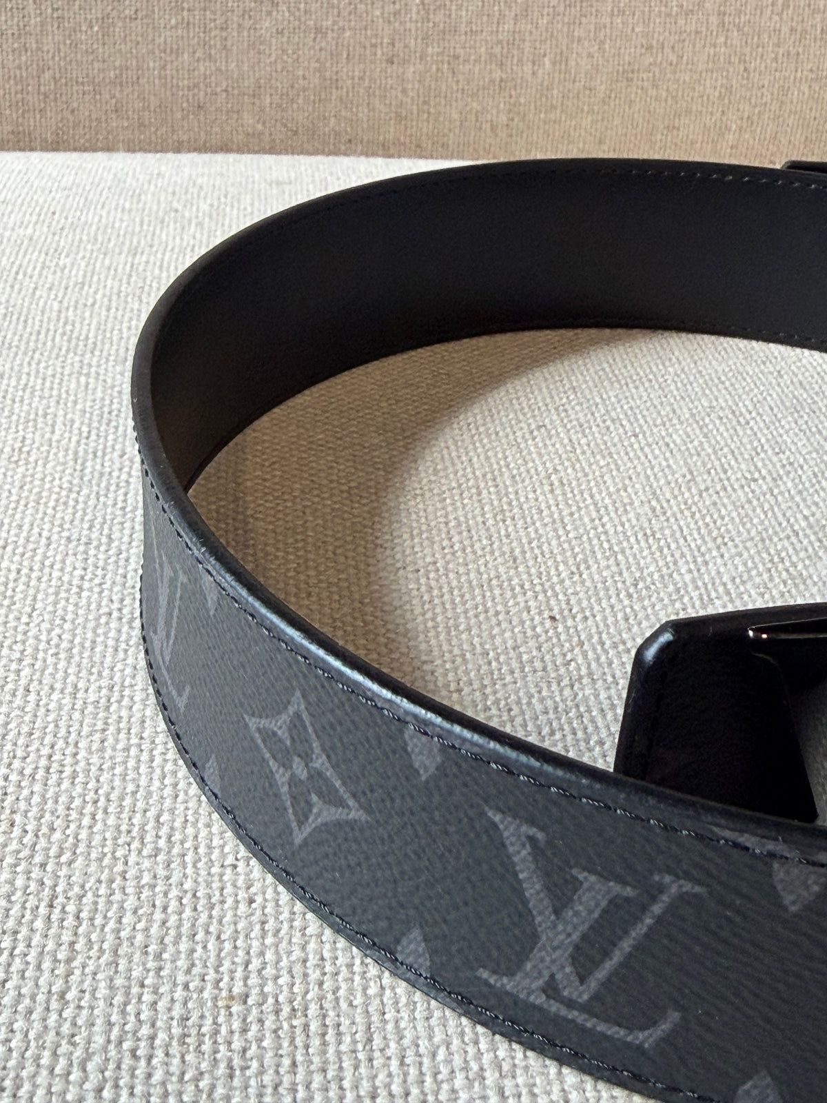 Louis Vuitton LV Initiales – Cintura reversibile Monogram Eclipse