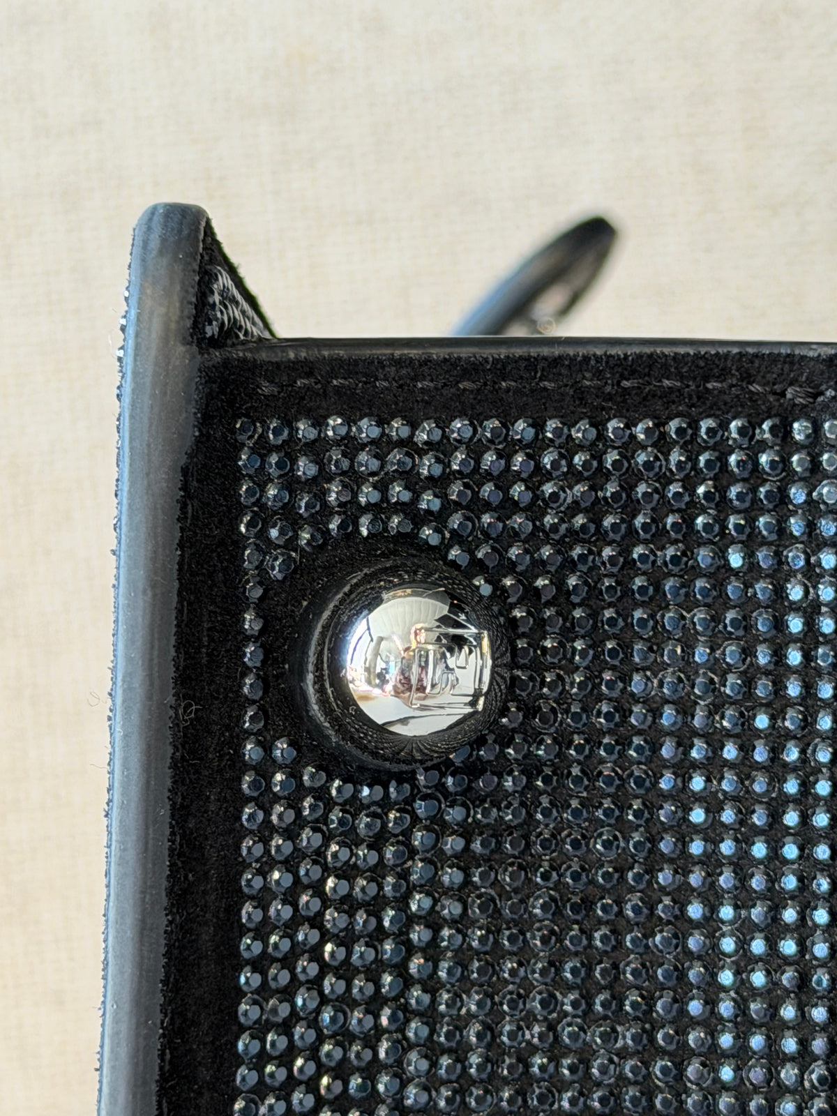Fendi Peekaboo ISeeU Petite – Borsa nera con cristalli