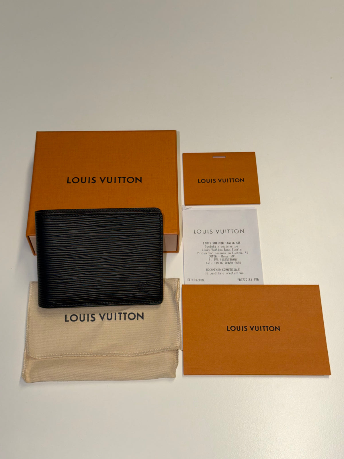 Louis Vuitton Multiple – Portafoglio in pelle Epi nera