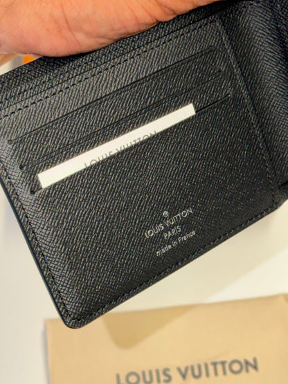 Louis Vuitton Multiple – Portafoglio in pelle Epi nera