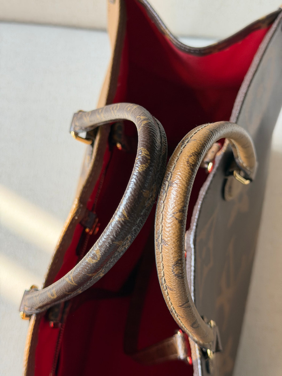 Louis Vuitton OnTheGo GM – Borsa Monogram Reverse