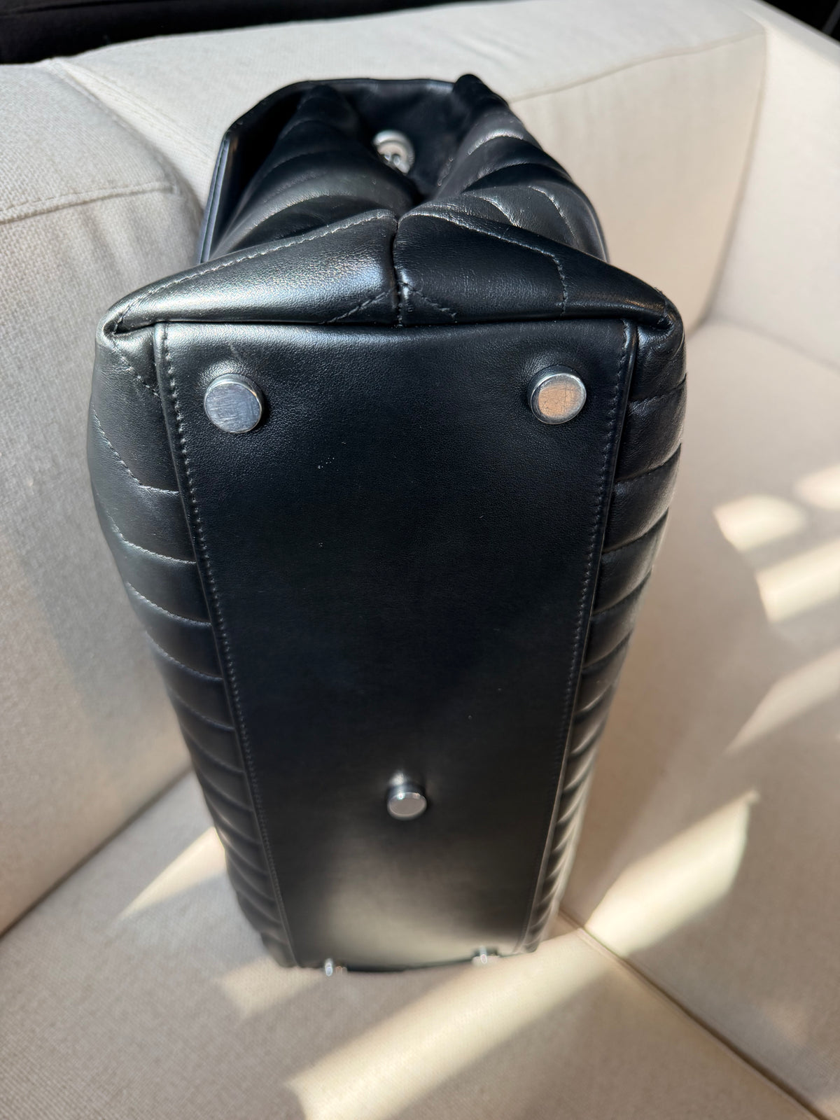 Saint Laurent – Borsa a spalla in pelle nera matelassé