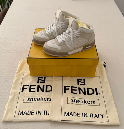 Fendi – Sneakers in pelle e suede panna e beige