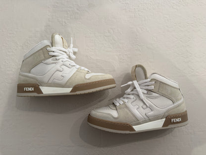 Fendi – Sneakers in pelle e suede panna e beige