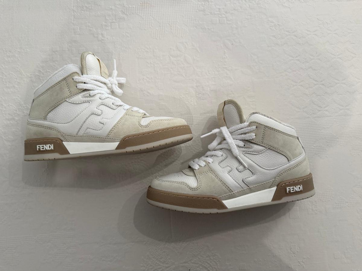 Fendi – Sneakers in pelle e suede panna e beige