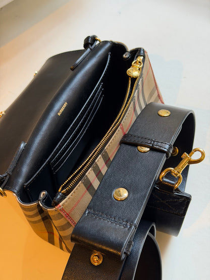 Burberry – Borsa a tracolla Vintage Check beige e nera