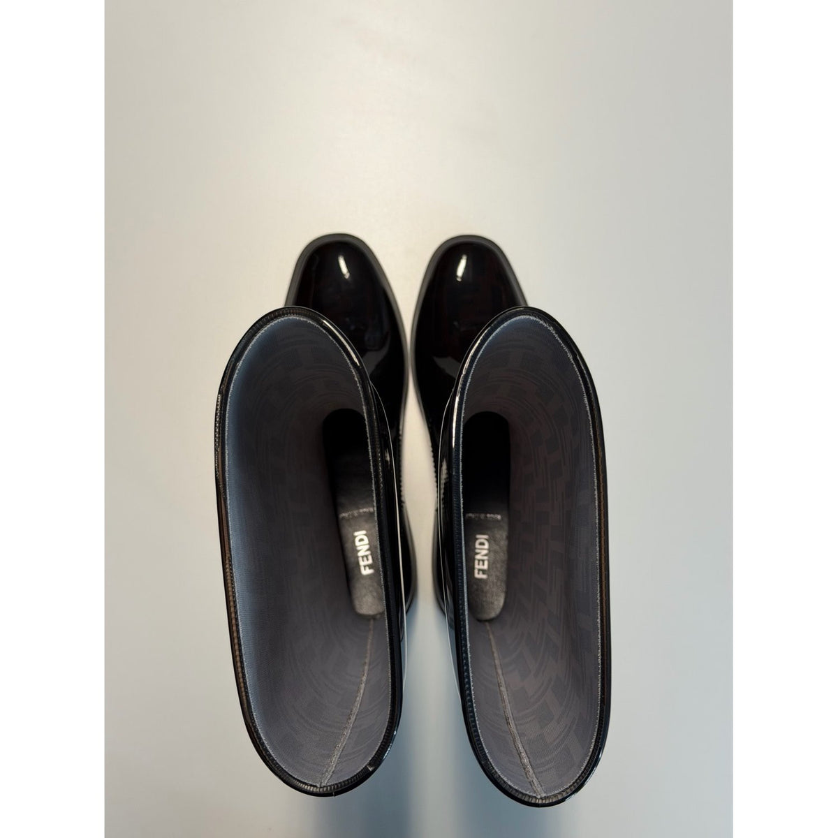 Fendi – Stivali da pioggia con motivo FF marrone