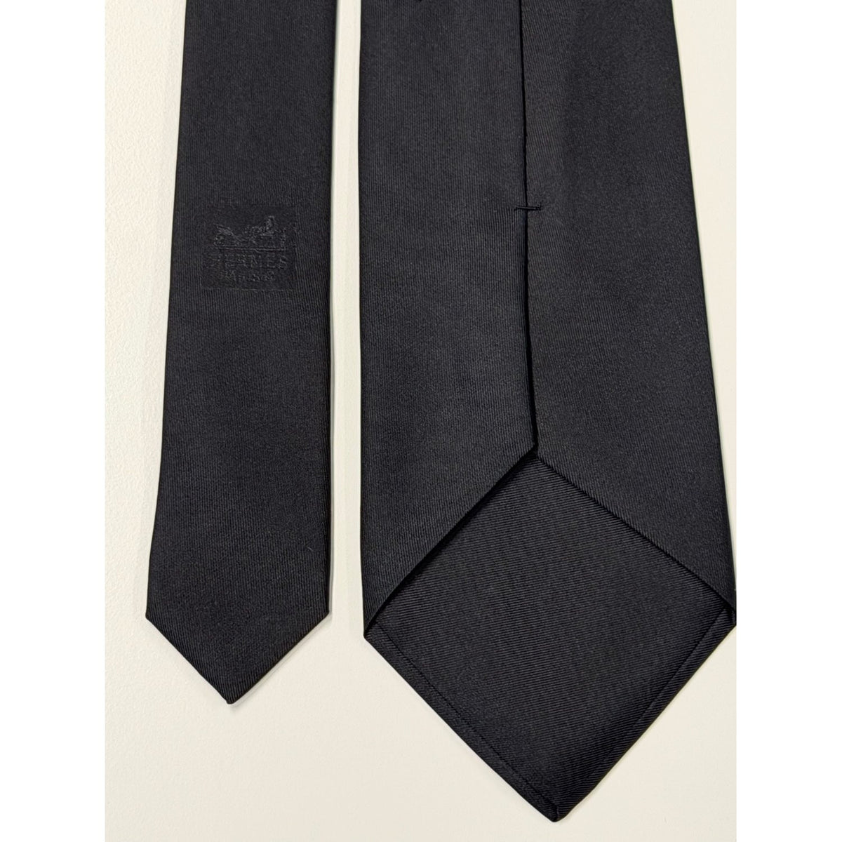 Hermès – Cravatta in seta nera