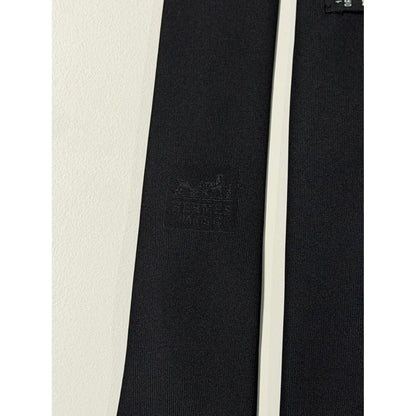 Hermès – Cravatta in seta nera