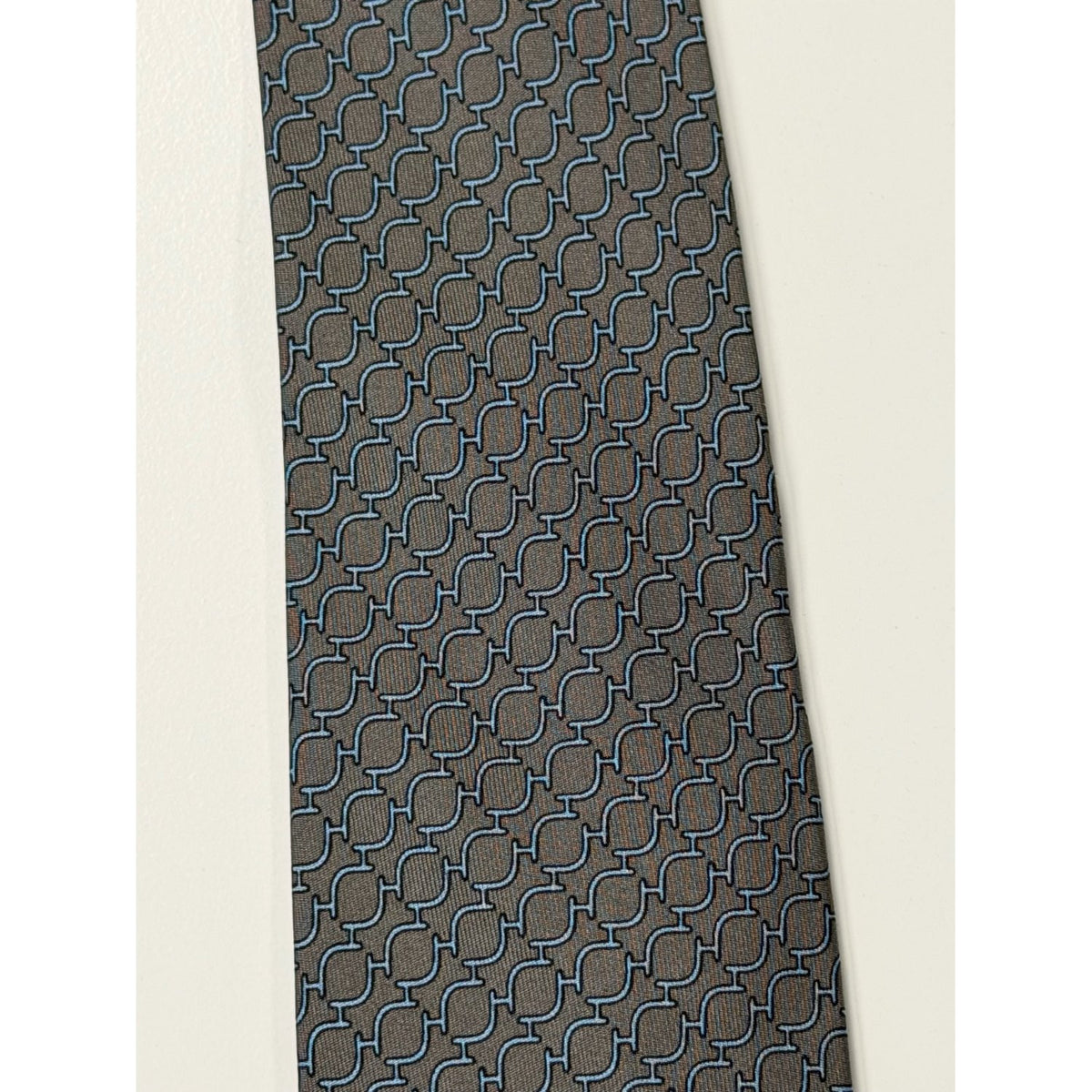 Hermès – Cravatta in seta marrone