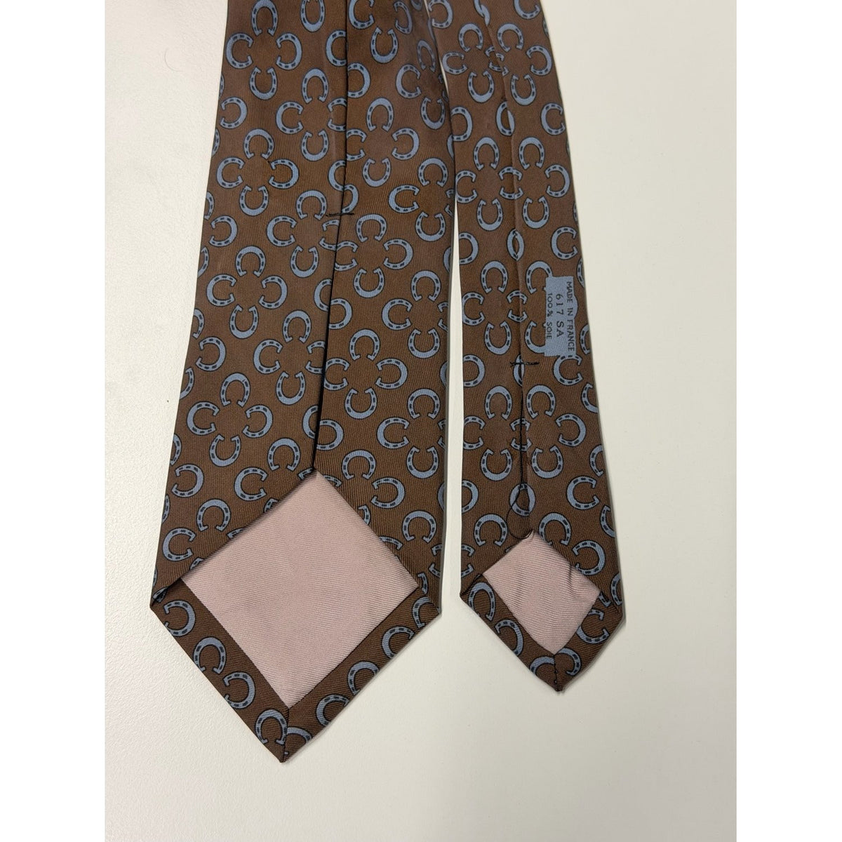 Hermès – Cravatta in seta marrone