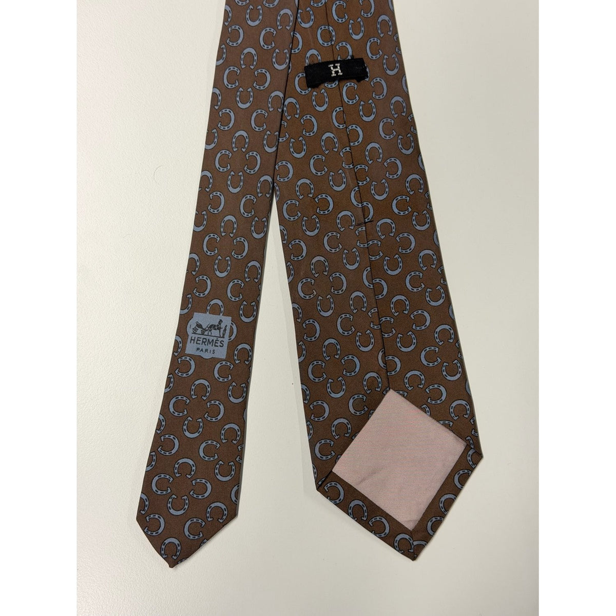 Hermès – Cravatta in seta marrone