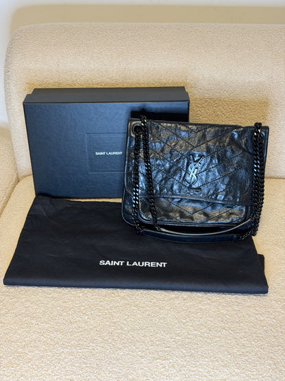 Saint Laurent – Borsa a spalla nera matelassé con catena
