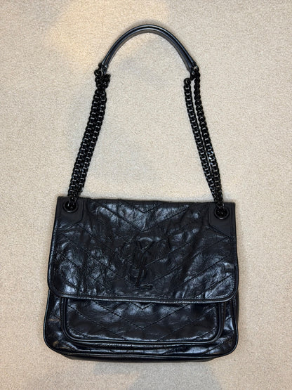 Saint Laurent – Borsa a spalla nera matelassé con catena