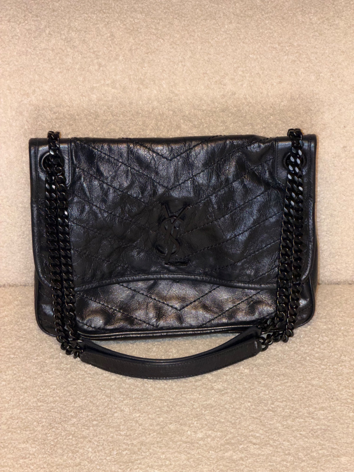Saint Laurent – Borsa a spalla nera matelassé con catena