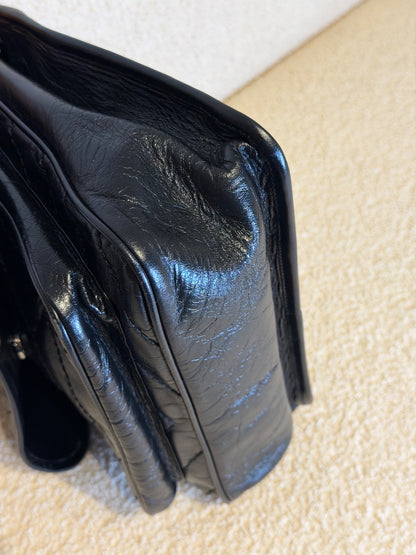 Saint Laurent – Borsa a spalla nera matelassé con catena