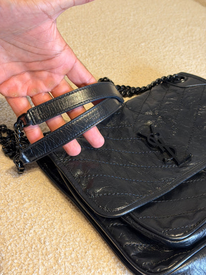 Saint Laurent – Borsa a spalla nera matelassé con catena